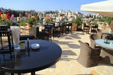 هتل Ankars Suites &