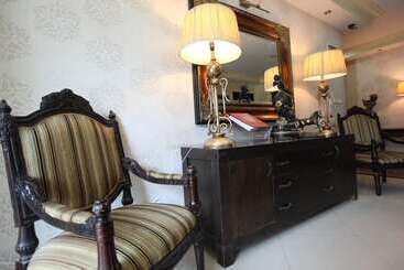 هتل Ankars Suites &