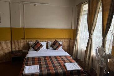 پانسیون Sweet Rooms Near Police Bazar