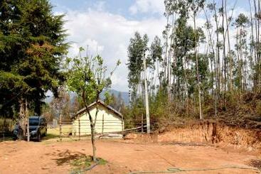 هتل Adhiti Farm Stay