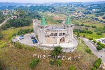 پانسیون Rito Hall Da Serra