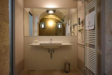 هتل Masseria Grofoleo
