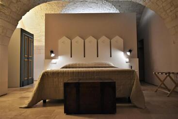 هتل Masseria Grofoleo