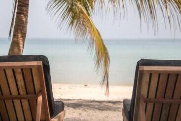 هتل Tamu Koh Rong