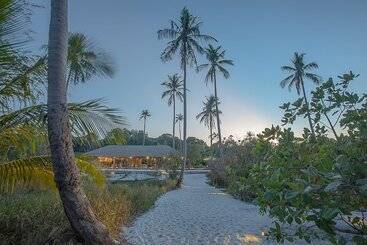 هتل Tamu Koh Rong