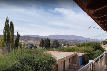 تختخواب و صبحانه Hostal Casa De Piedra