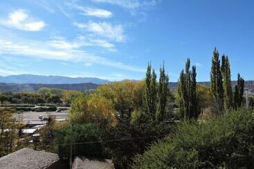 تختخواب و صبحانه Hostal Casa De Piedra
