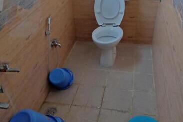 هتل Blue Crystal Lodge