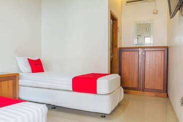 هتل Reddoorz Near Pasar Pagi Cirebon 2
