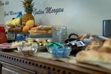 تختخواب و صبحانه Maison Gentile