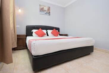 Oyo 892 Hotel Grand Nadia