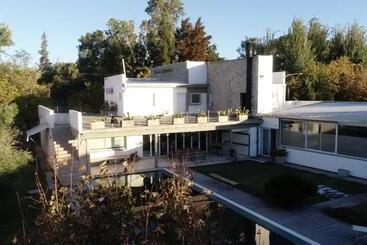 تختخواب و صبحانه Galería  Casa De Húespedes