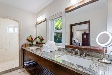Sirenian Bay Resort  Villas & All Inclusive Bungalows