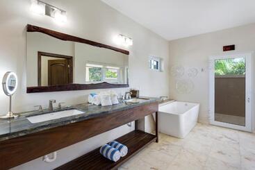 Sirenian Bay Resort  Villas & All Inclusive Bungalows