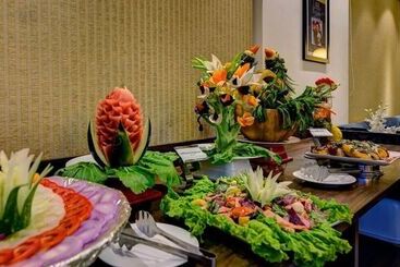 Udaan Olive Hotel & Spa Pelling