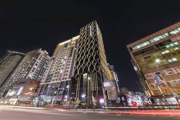 Astro - Yongin