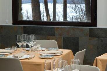 Villa Lucerna Sports & Hotel Resort