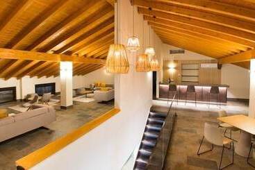 Villa Lucerna Sports & Hotel Resort