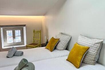 تختخواب و صبحانه La Cour Carree Chambres D Hôtes