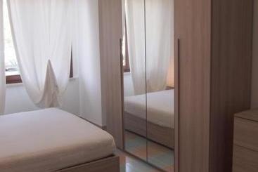 Le Rose Beach & Suites Appartamenti Fronte Mare A Villarosa