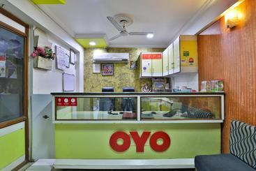 Oyo 30714 Hotel Krishna