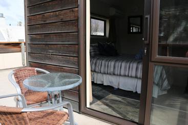 Adventure Queenstown Hostel