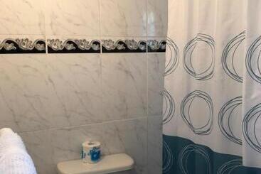 پانسیون Goldenview Guesthouse Ocho Rios
