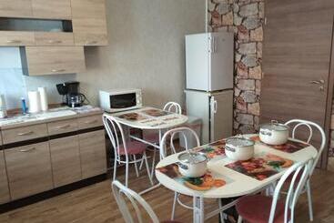 پانسیون Tulipán Apartmanház
