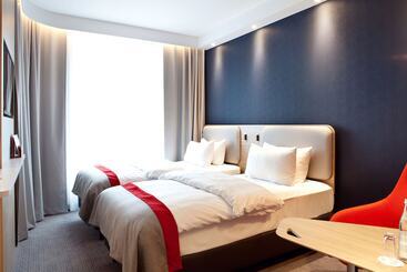 هتل Holiday Inn Express   Saarbrücken, An Ihg