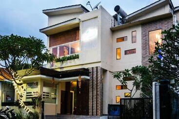 هتل Jepun Guest House