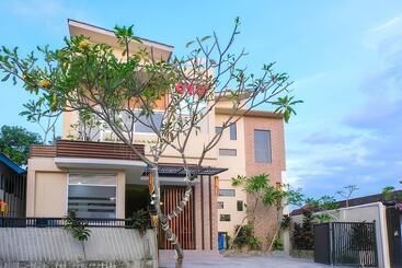 هتل Jepun Guest House