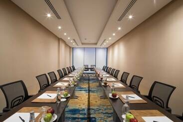 هتل Naviti Warwick Dammam