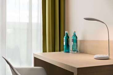 هتل Super 8 By Wyndham Dresden