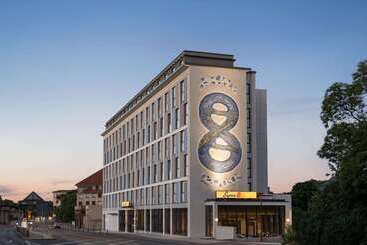هتل Super 8 By Wyndham Dresden