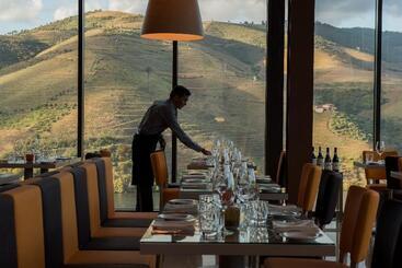 هتل Vila Gale Douro Vineyards