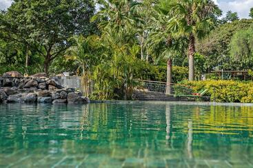 هتل Gran Melia Arusha