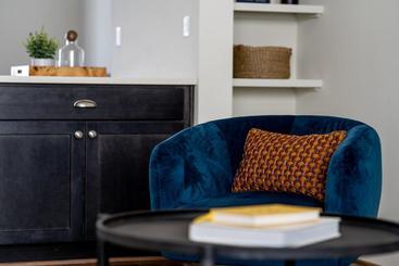 هتل The Guild Uptown | Mckinney Ave