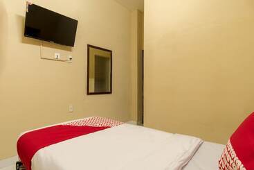 Capital O 615 Residence Puri Hotel Syariah