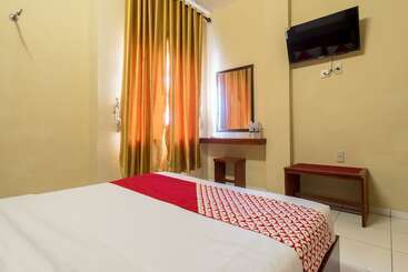 Capital O 615 Residence Puri Hotel Syariah
