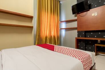 Capital O 615 Residence Puri Hotel Syariah