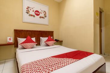 Capital O 615 Residence Puri Hotel Syariah
