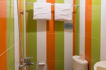 Capital O 615 Residence Puri Hotel Syariah