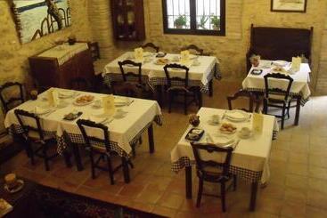 پانسیون Hostal La Panavera