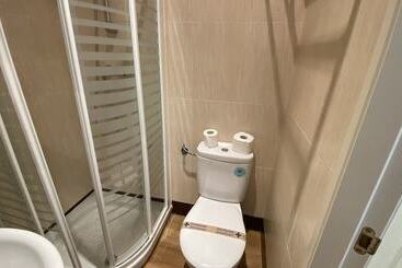 پانسیون Insidehome Valladolid Centro Hab Con Baño Privado En El Centro Y Opcion De Parking