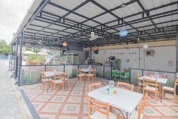 پانسیون Reddoorz Near Sepinggan Airport Balikpapan 2