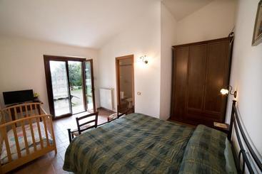 هتل Agriturismo La Piantata