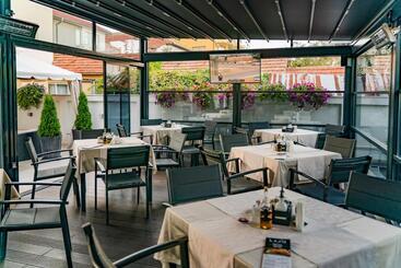 Family Hotel Laxo