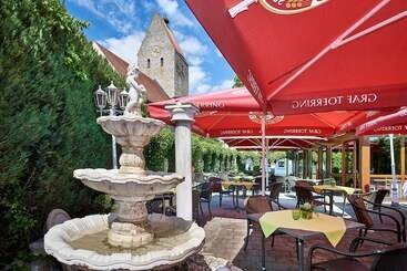 Отель Gasthof Zur Sonne