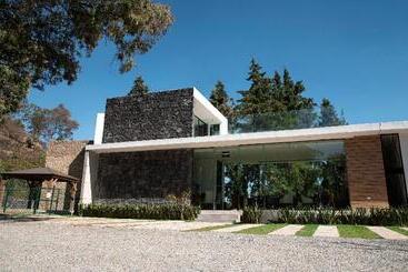 هتل Boutique Camino Del Bosque By Rotamundos