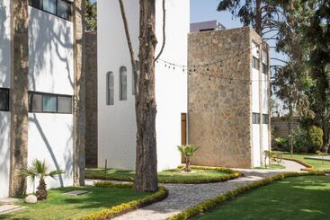 هتل Boutique Camino Del Bosque By Rotamundos